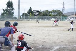 「子どもたちが熱戦」の画像