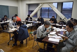 「銘柄伏せ、食味確認　食味官能試験行う」の画像