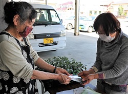「野菜づくりを通じて自給運動を」の画像