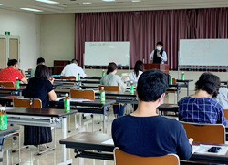 「資産づくりをサポート、運用の基礎学ぶ」の画像