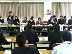 「TPP対応など、役職員と懇談」の画像