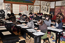 「女性大学修了生、統一活動を確認」の画像